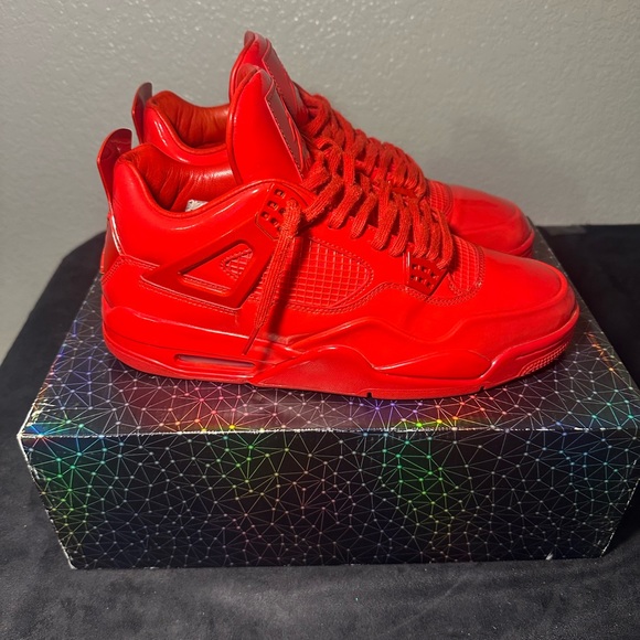 Jordan 4 Lab Size 10.5 - Picture 2 of 5